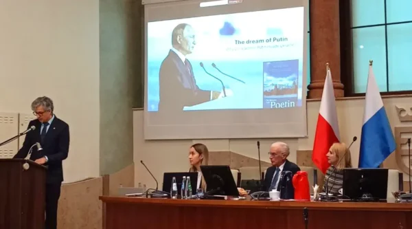 dwóch mężczyzn i dwie kobiety